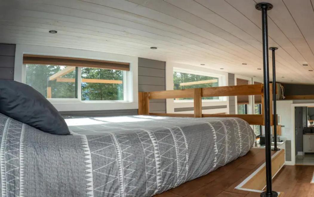 Golden Tiny Homes Экстерьер фото